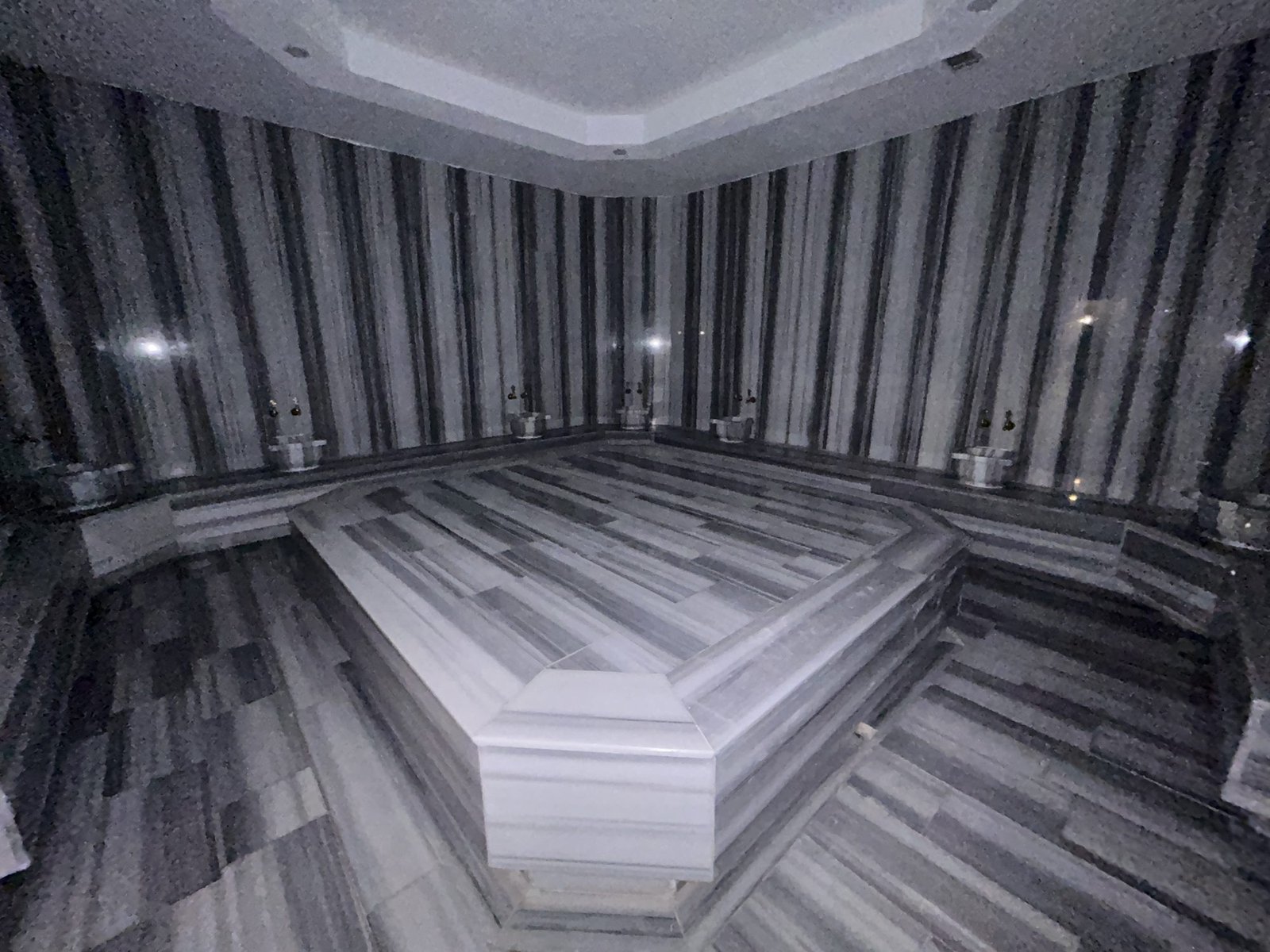Albimo Diamond Loft - Avsallar