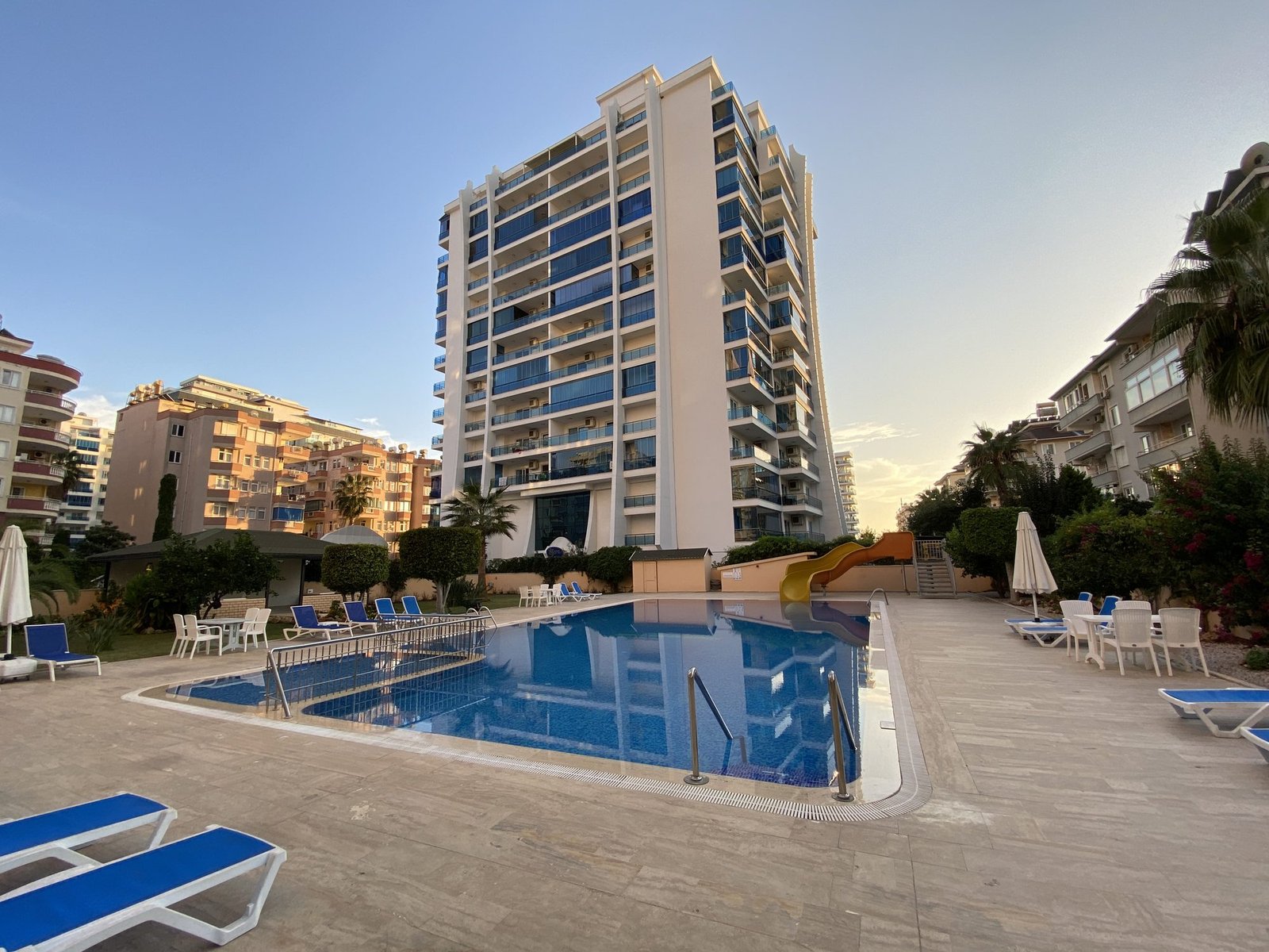 Euro 4 Residence